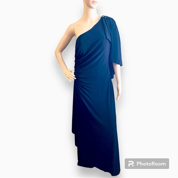 CACHET | Dress - Picture 1 of 5